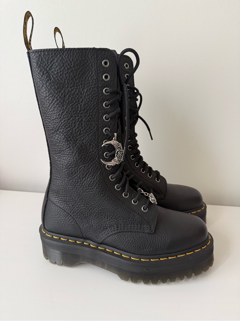 Dr Martens 1B99 quad black leather mid lace up combat boots - Picture 2 of 9